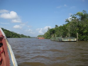 1d heading to Mazaruni River (1280x960)