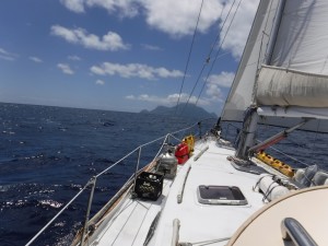 1b sailing to Saba (1024x768)